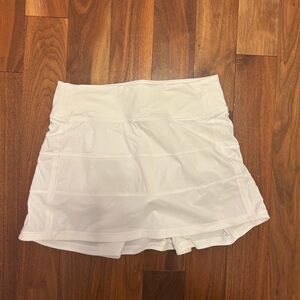 Lululemon Athletica Mini Skirt White Lightweight Pleated